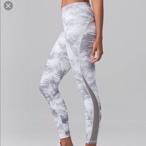 Lululemon Train Times mesh crops